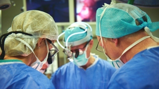 胎儿外科手术